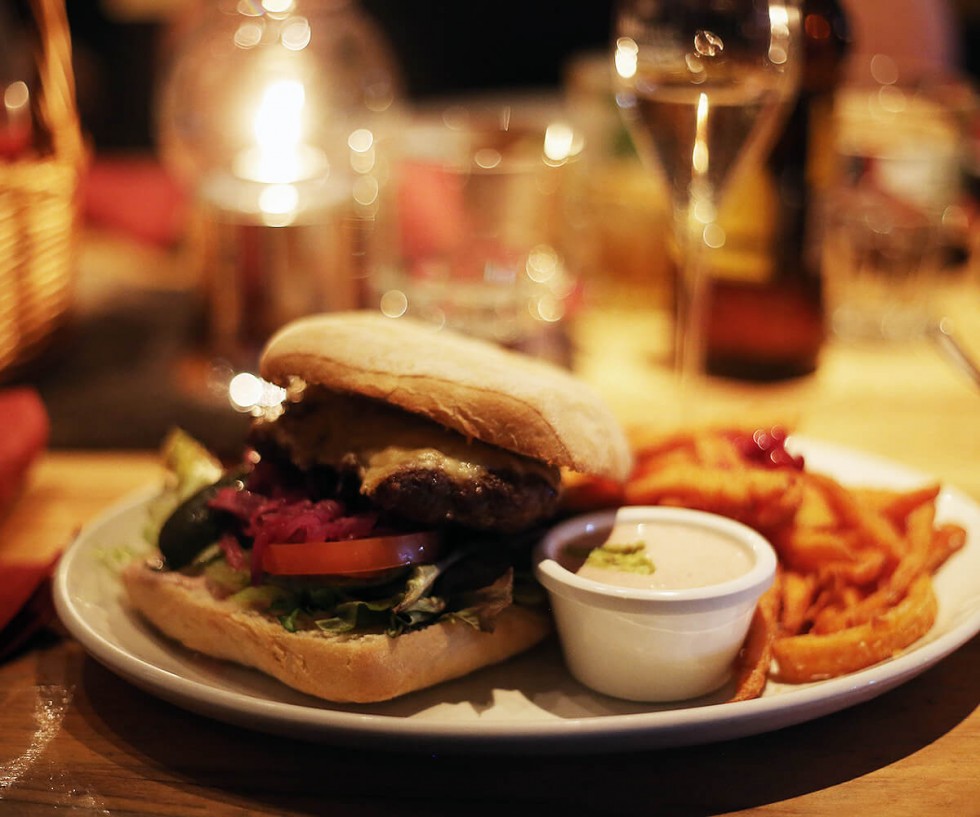 Restaurang-kroa-longyearbyen