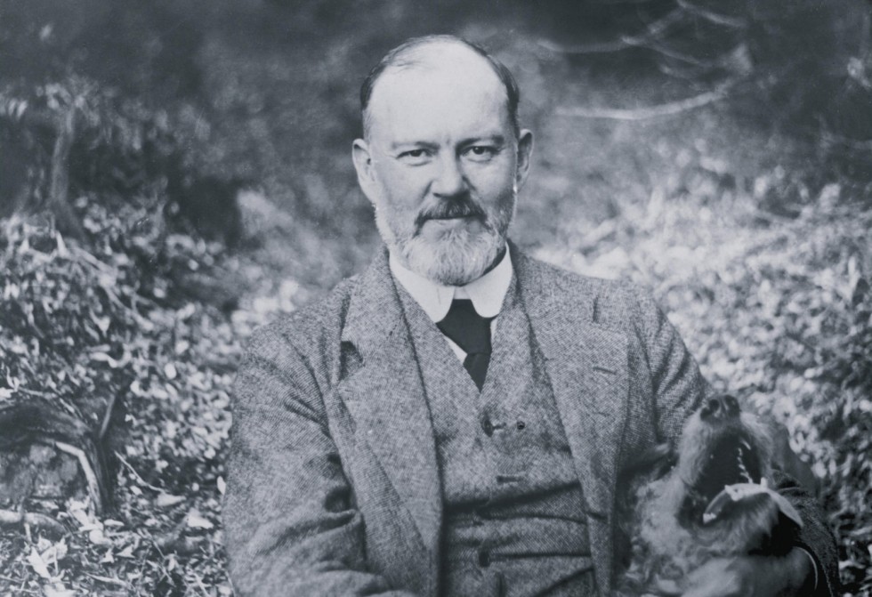 Sir-Henry-Royce