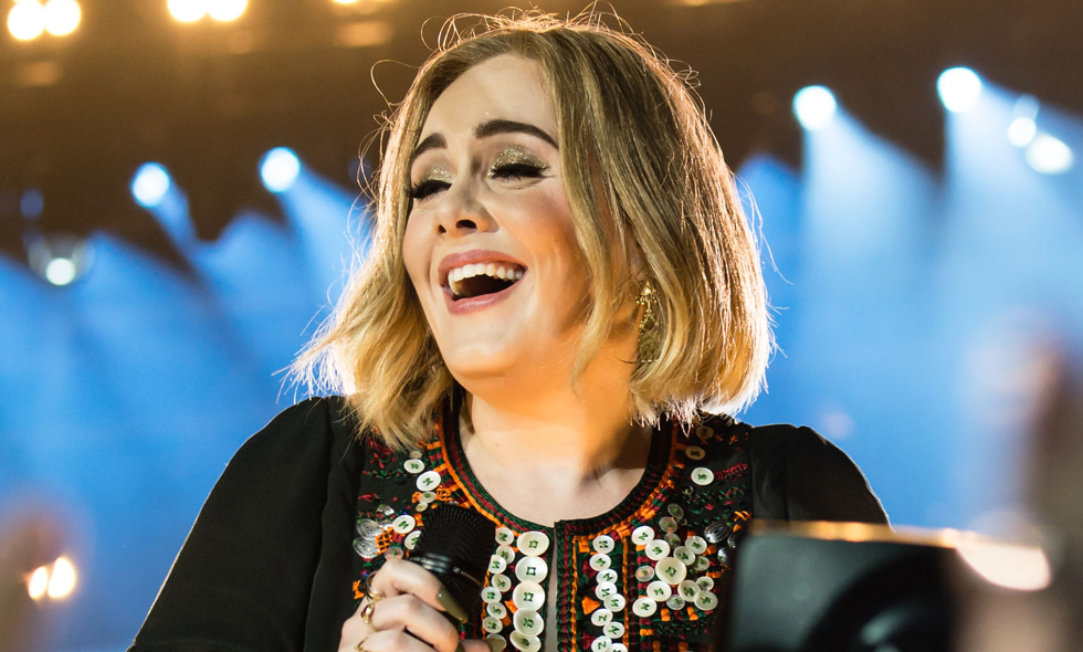 Adele-on-stage