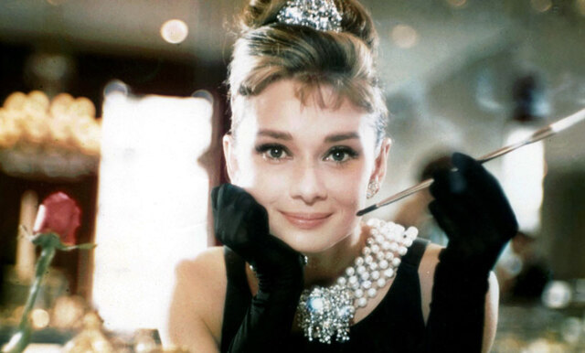 Snart kan du köpa Audrey Hepburns tidlösa och stilsäkra garderob – på auktion!