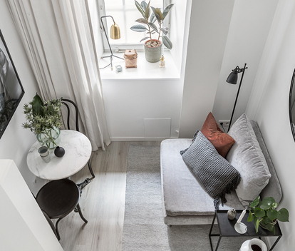 Wow! Kolla in i Stockholms minsta lägenhet som rymmer ALLT – på 10 kvadratmeter