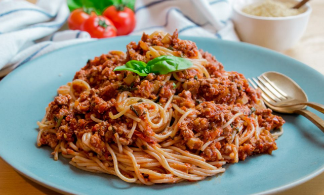 Vegansk köttfärssås med spaghetti – Ida Wargs goda recept