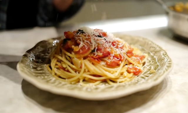 Spaghetti al Pomodoro på Phillipe Cohens vis
