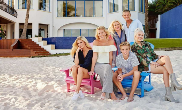 Parneviks nya villa i Florida – spana in bilderna här!