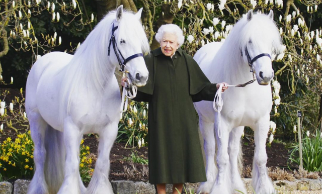 Drottning Elizabeth fyller 96 år idag