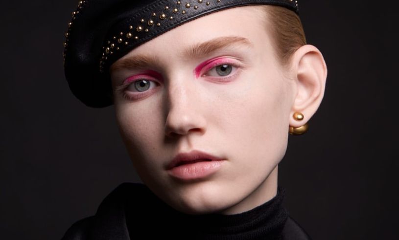 Alla talar om Diors sminkning på modeveckan i Paris – så sätter du looken