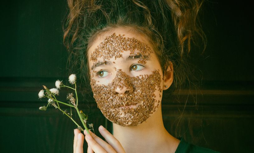 Linfrö-ansiktsmask kallas för “naturlig botox” – men funkar den?