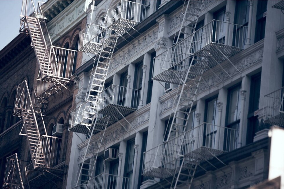 large_Editorial_Chapter_The_Apartment_Scafolding